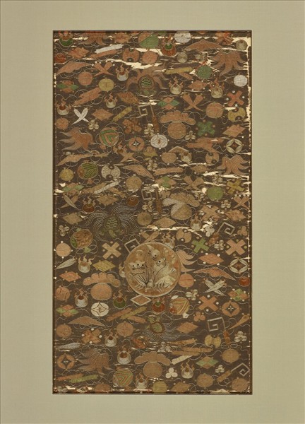 日本 絳地雜寶紋刺繡斷片