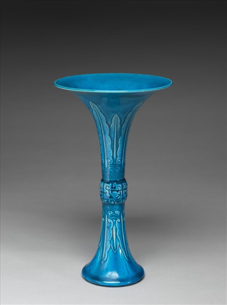 孔雀綠釉蕉葉紋觚