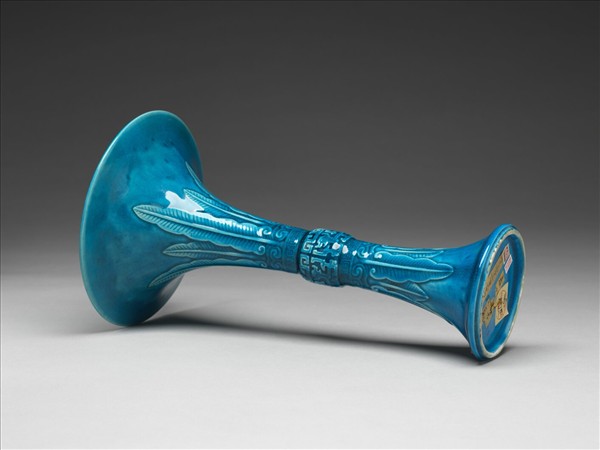 孔雀綠釉蕉葉紋觚