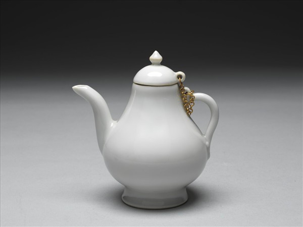 白瓷滷壺