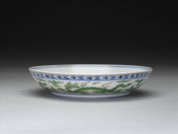 官窯 青花綠彩龍文盤