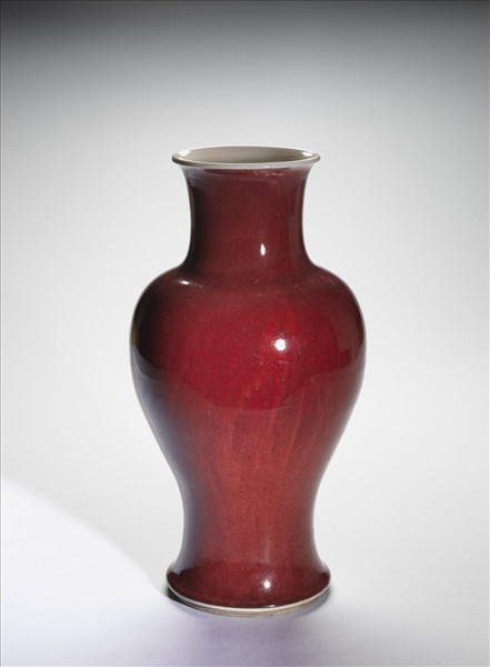 霽紅釉瓶