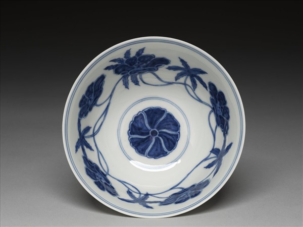 青花葵花紋碗