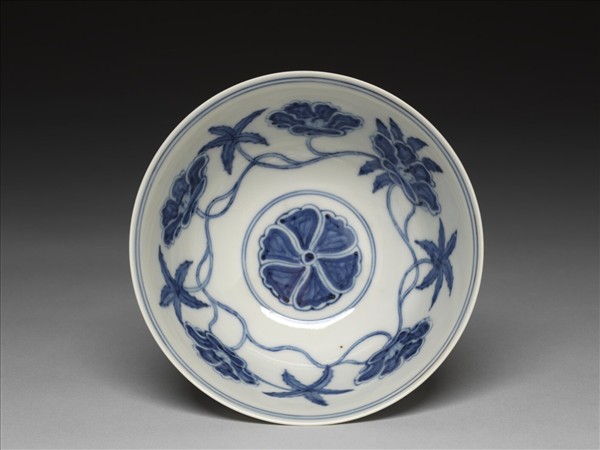 青花葵花紋碗