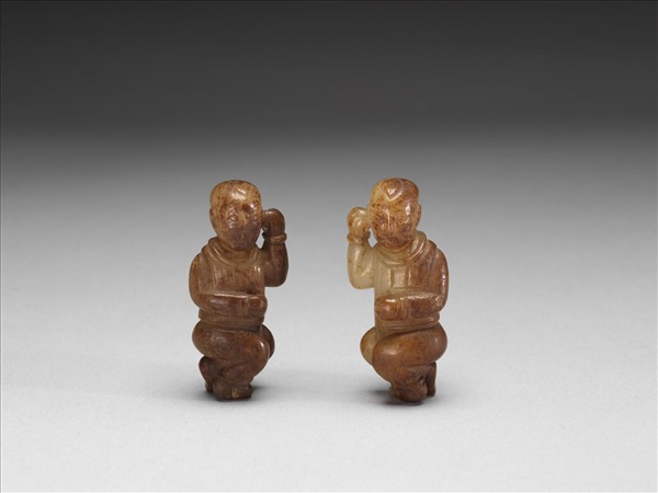 玉童子一對（玉山子乾隆後製）
