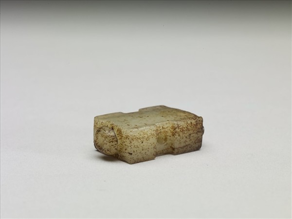 玉司南形佩