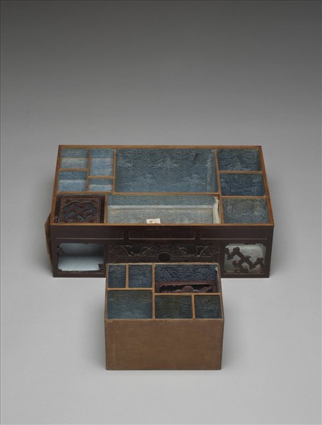 紫檀嵌彩瓷博古圖櫃(下櫃)