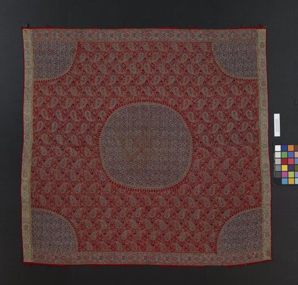 喀什米爾 紅地佩斯利紋毛織刺繡披肩