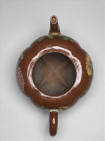 宜興胎畫琺瑯四季花卉海棠式壺