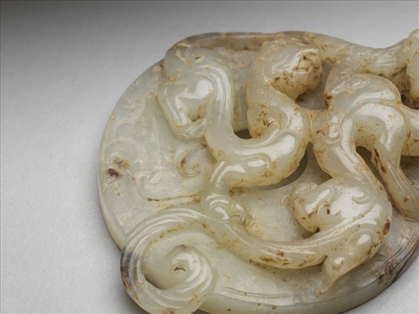 雙獸紋玉佩