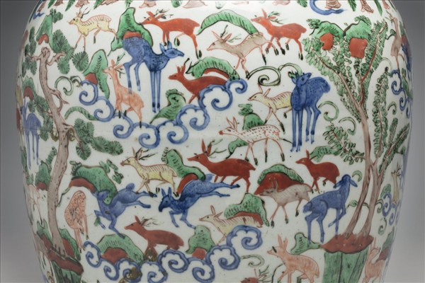 五彩百鹿圖尊