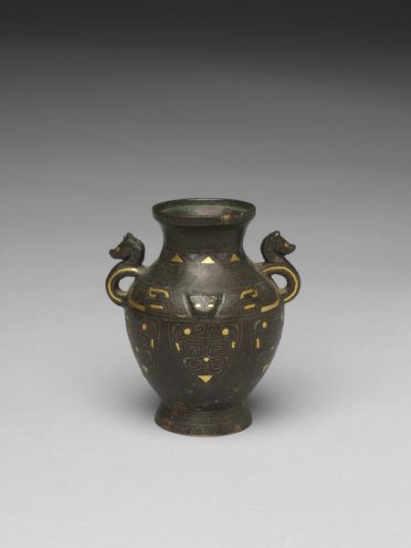 銅錯金銀獸面紋壺