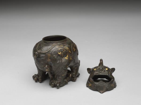 描金銀銅甪端香薰