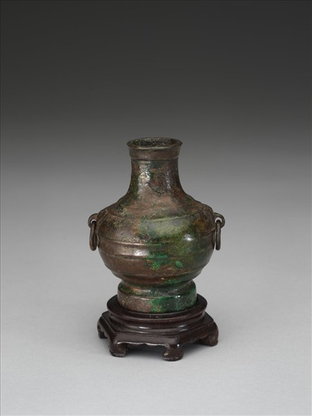 銅獸環壺