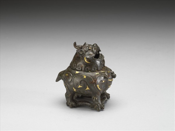 銅嵌金銀甪端爐