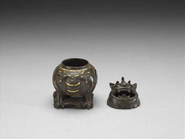 銅嵌金銀甪端爐