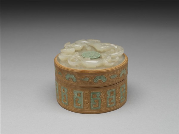 鑲玉雕刻竹盒