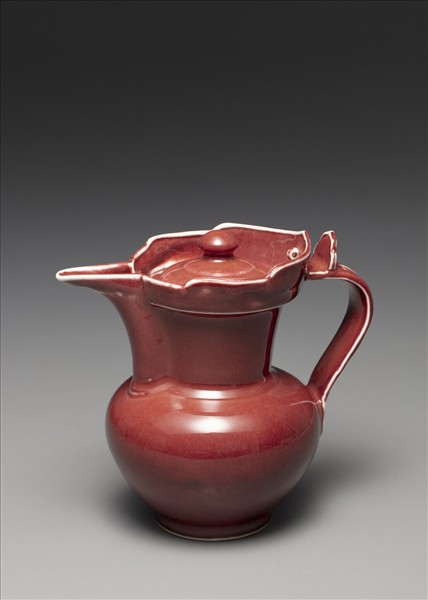 寶石紅釉僧帽壺