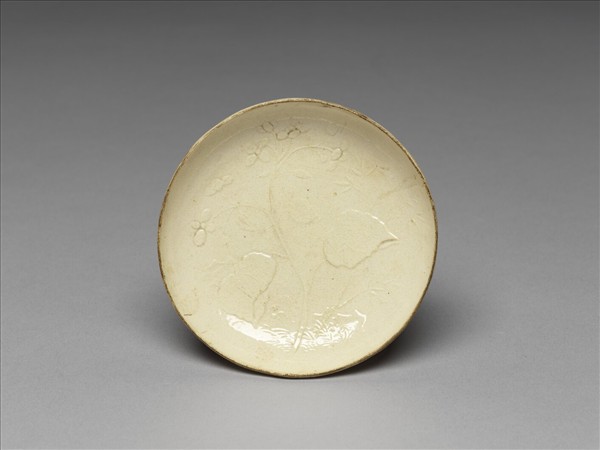 白瓷印花花卉紋碟