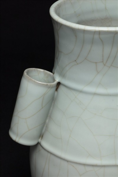 官窯 青瓷貫耳壺