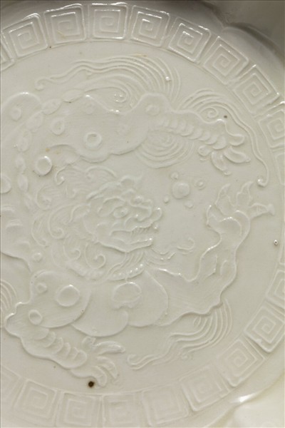 定窯 白瓷印花瑞獸紋花式洗
