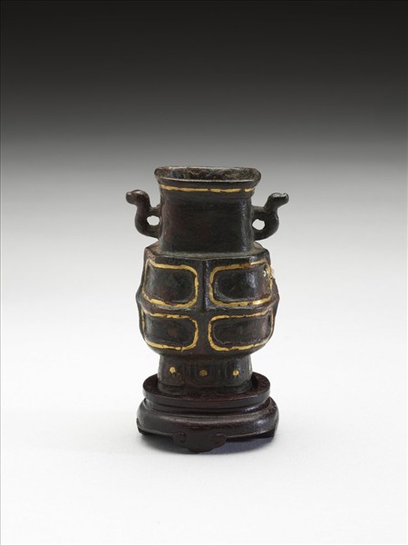 錯金銅方壺