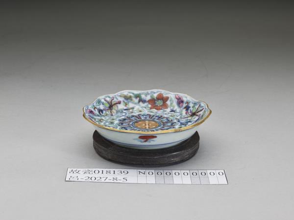 鬥彩花卉紋花口碟