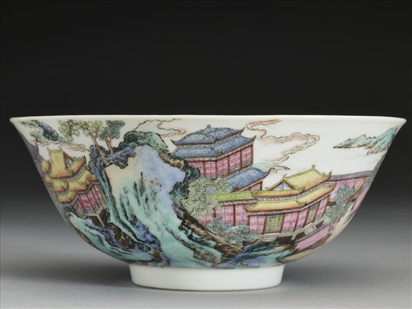 琺瑯彩山水樓閣碗