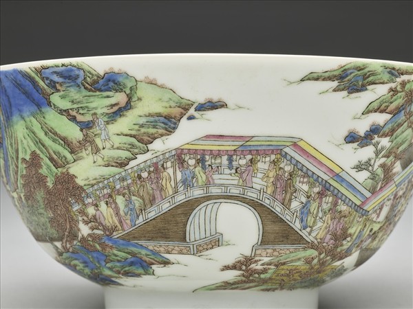 琺瑯彩燈火昇平碗