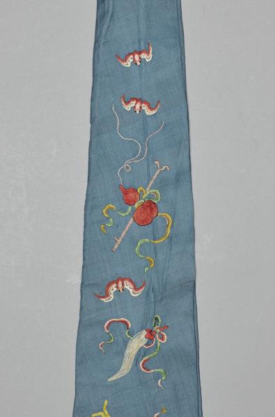 藍綢繡暗八仙綵帨