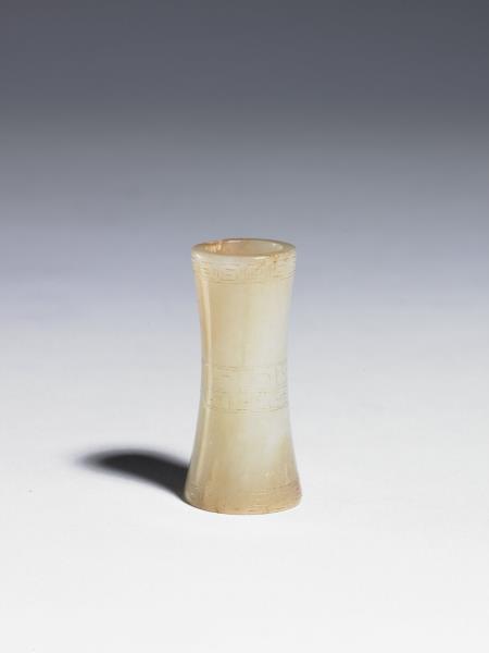 玉管（紋飾後加）