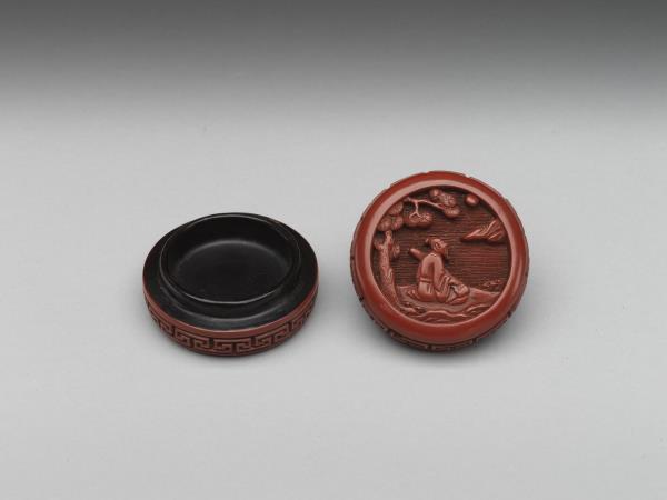 剔紅松下撫琴圓盒