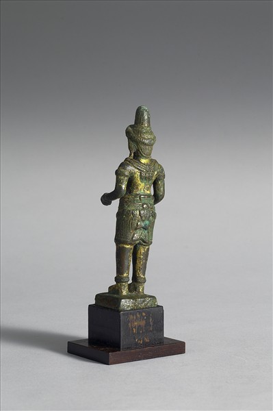 柬埔寨12-13世紀青銅鎏金菩薩立像