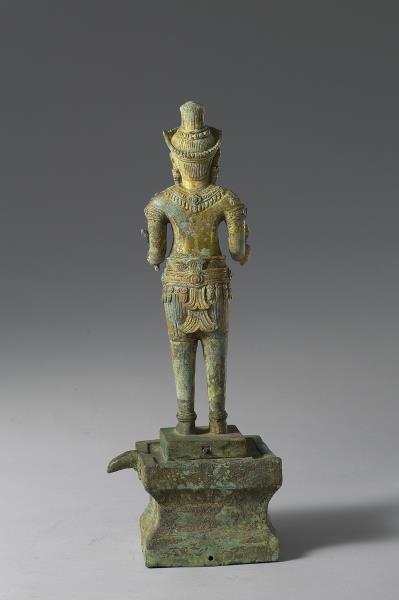 柬埔寨12-13世紀青銅鎏金男神立像，日天或濕婆神