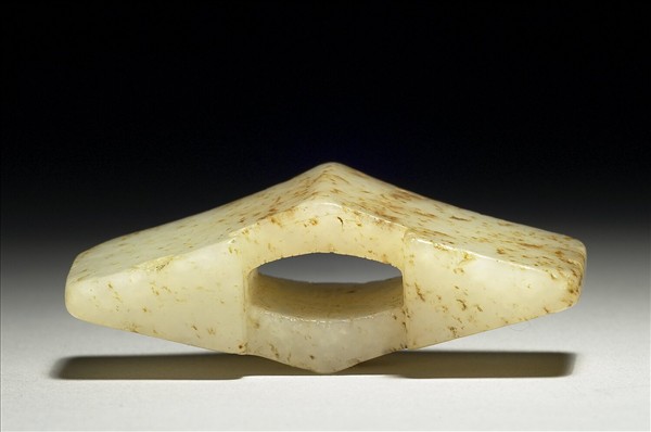 玉劍鐔（劍格）