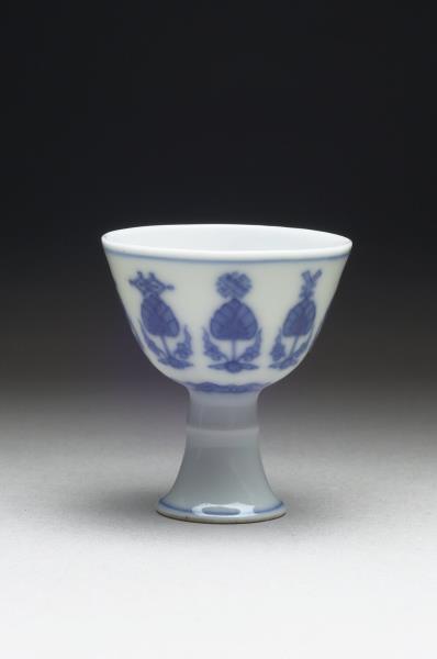 青花八寶高足杯