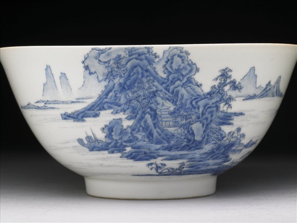 琺瑯彩瓷青山水碗