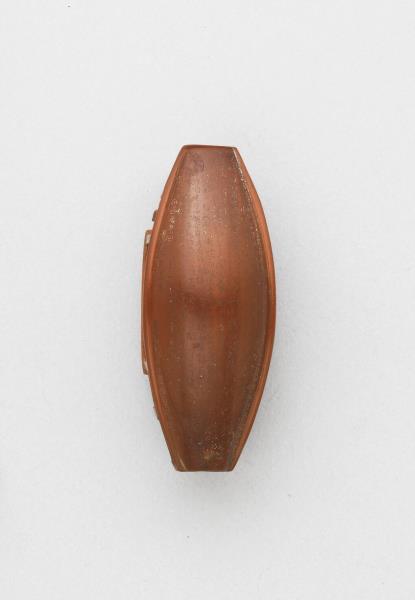 雕橄欖核舟（底刻「後赤壁賦」全文）