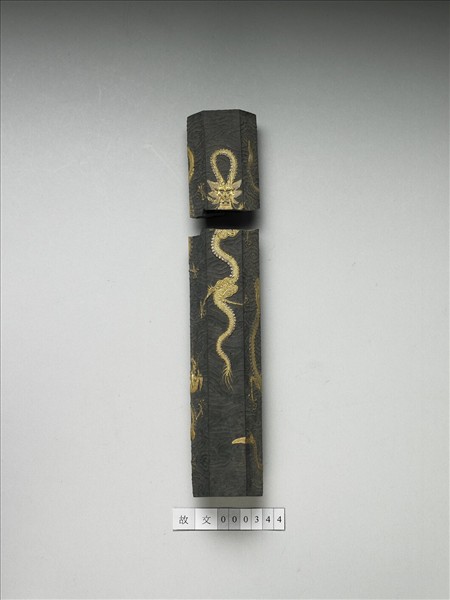 龍紋六角墨