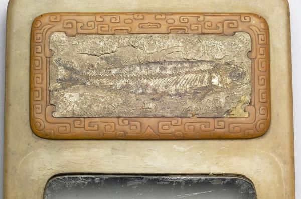 松花石嵌魚化石硯盒