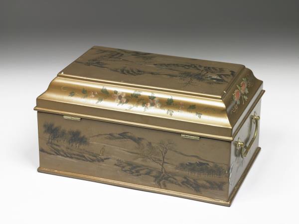 金漆彩繪山水人物長方盒