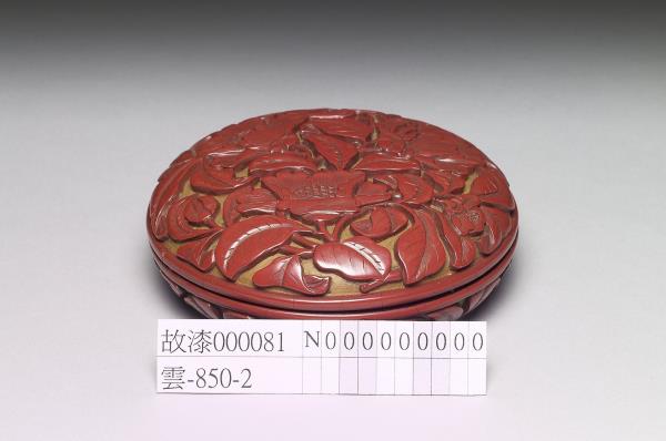 剔紅茶花圓盒