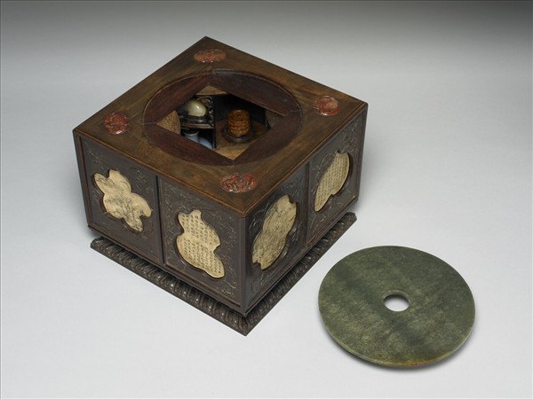 紫檀多寶格方匣