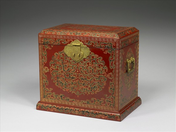 戧金描漆龍鳳紋箱