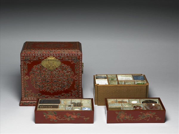 戧金描漆龍鳳紋箱