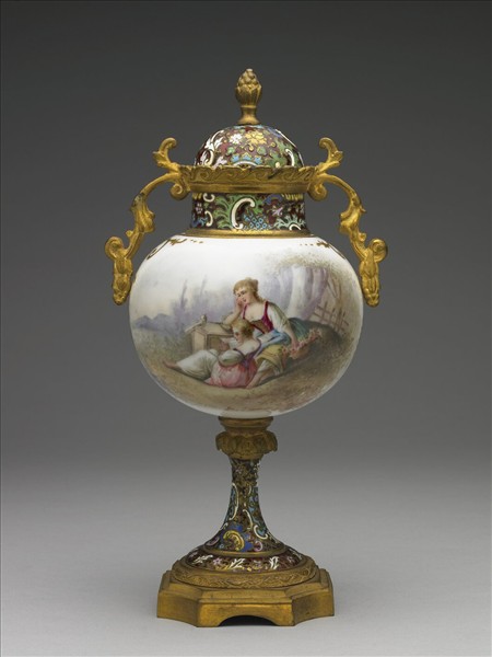 瓷胎掐絲兼畫琺瑯西洋人物圖高足杯