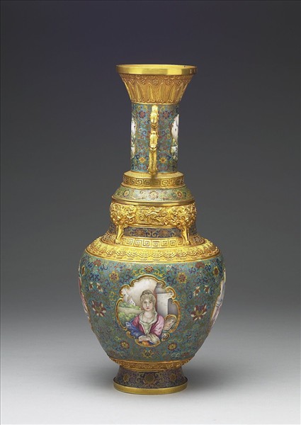 金胎掐絲兼畫琺瑯西洋母子圖瓶