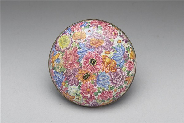 銅胎畫琺瑯萬花盒