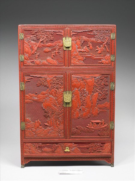 剔紅山水人物長方櫃