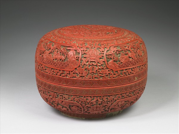 剔彩八仙慶壽捧盒